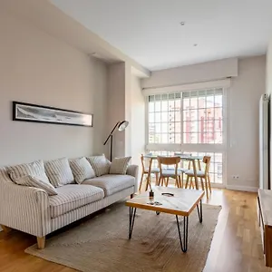 Apartamento Bright With Views - 2bd 1bth- Av America, Madrid